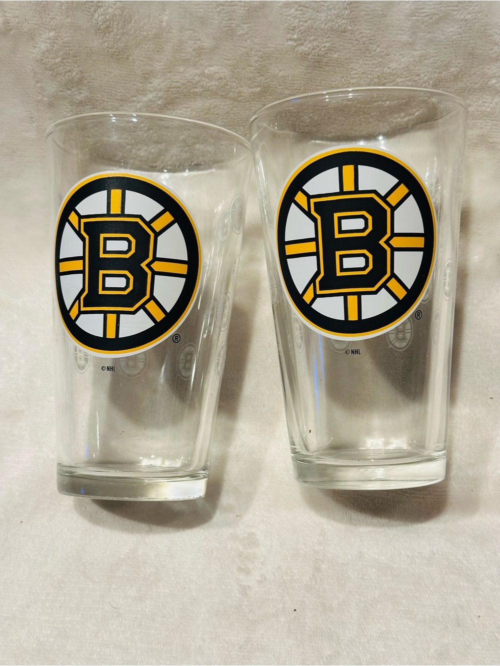 BOSTON BRUINS 16oz Beer Drinking Mixing Glasses, NHL Hockey Barware Set Of 2 Bar